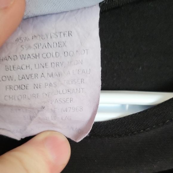 Elegant Black Women's Top - Picture 7 of 9